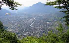 Vue sur la la vallée du décolletage en Haute Savoie